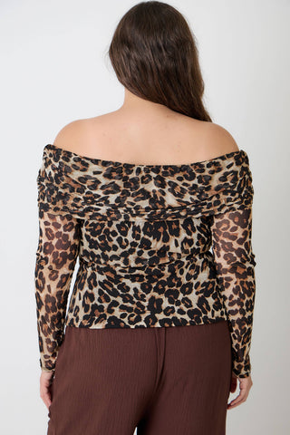 Plus Size Leopard Print Off-the-Shoulder Blouse