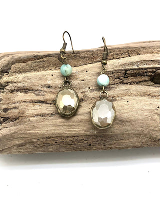 Vintage Tear Drop Glass Earrings