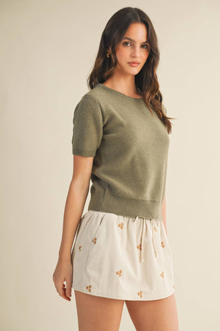 Short Sleeve Crew Neck Sweater – Boutique Comfort Meets Everyday Style