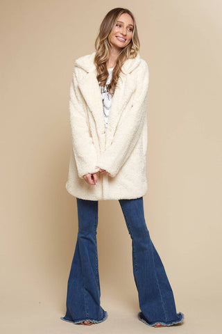 🧥 Cream Cozy Oversized Teddy Jacket with Pockets – Fall’s Must-Have Layer