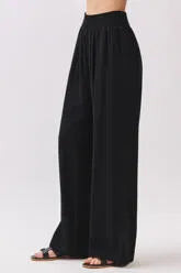 The Clean Line Wide‑Leg