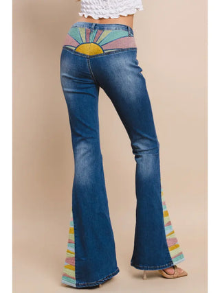 Flared Jeans – Casual Chic Denim