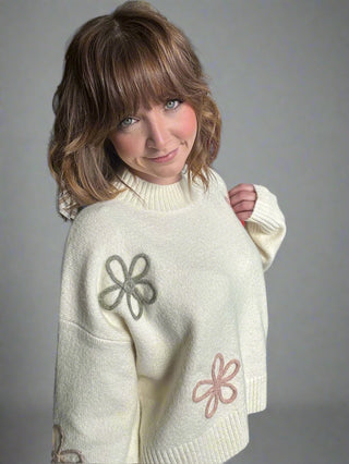 FLOWER CHIC SWEATER