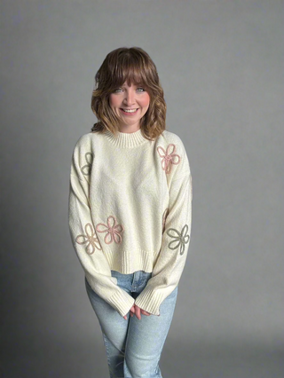 FLOWER CHIC SWEATER