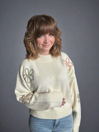 FLOWER CHIC SWEATER