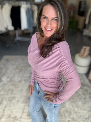 BRUSH OFF SHOULDER TOP