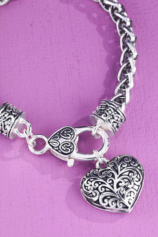 Filigree Heart Pendant Chain Bracelet