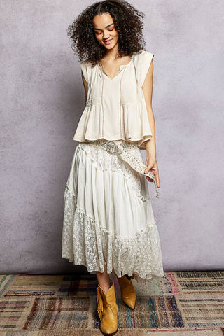 Embroidered Floral Lace Belt with Pearl Circle Buckle