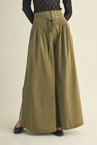 The Pintuck Power Pant