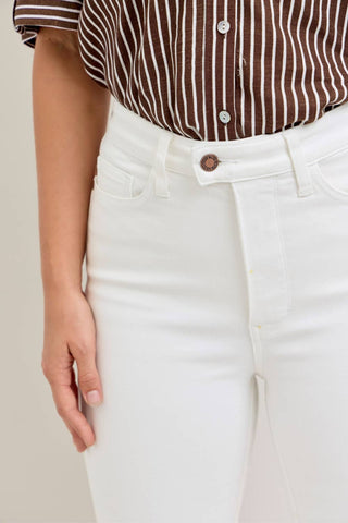 Judy Blue High-Waist Tummy Control Capri Jeans